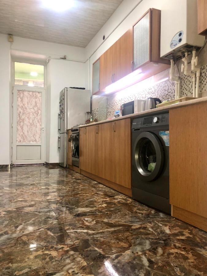 Karson Guest House And Tours Yerevan Exterior photo